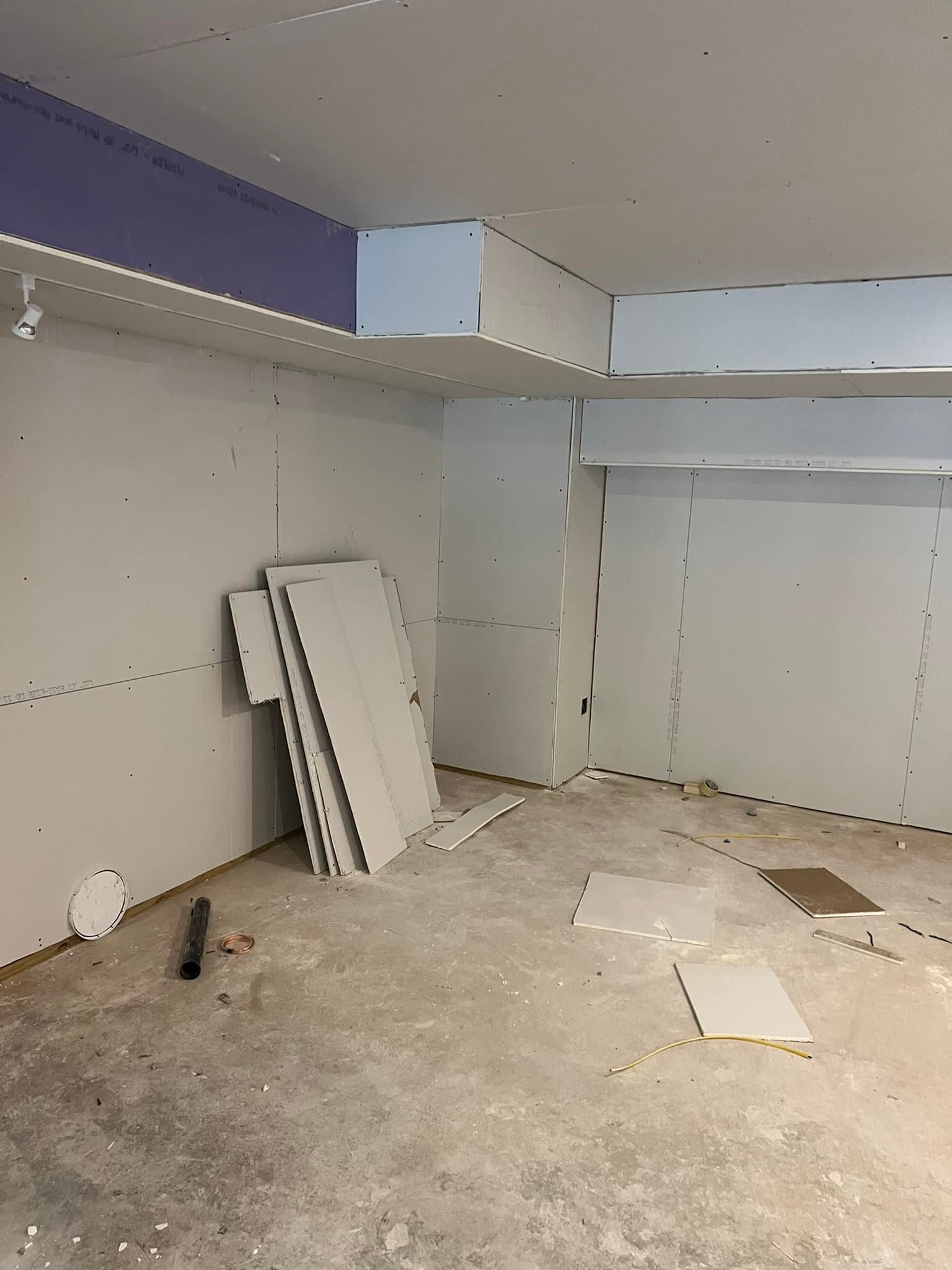 Drywall installation photo 5