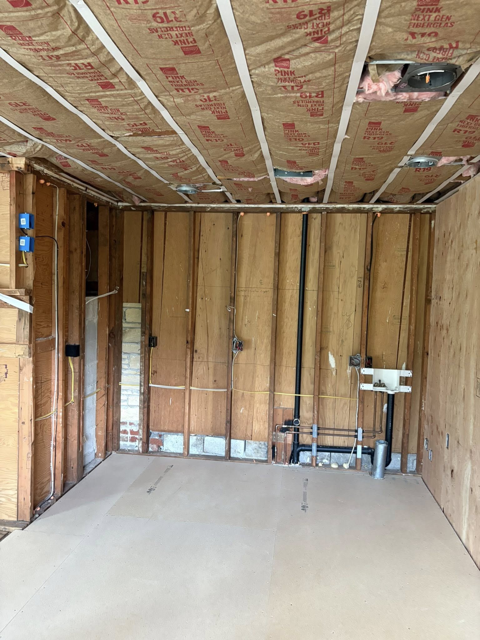 Drywall installation photo 6