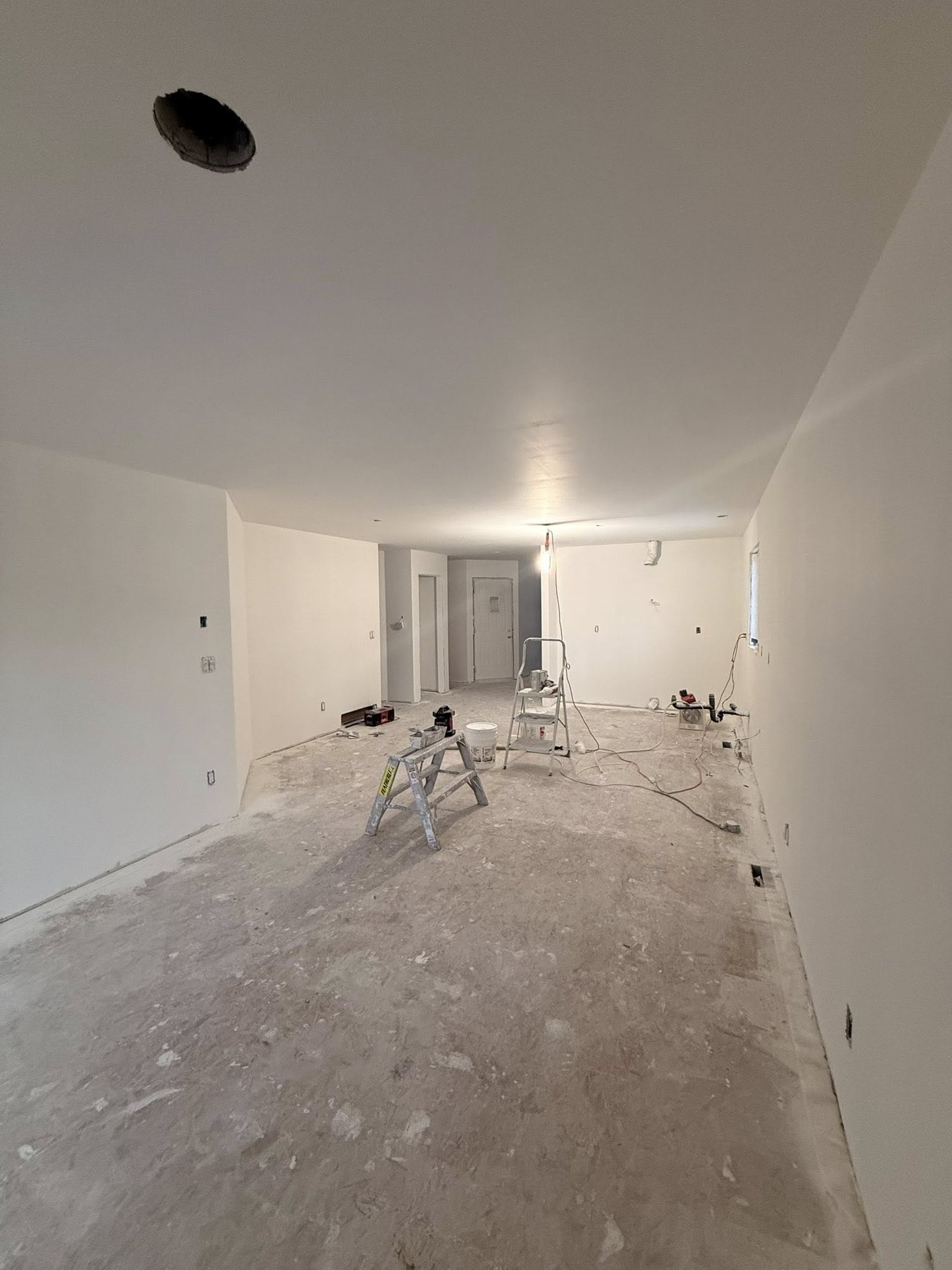 Drywall painting photo 1