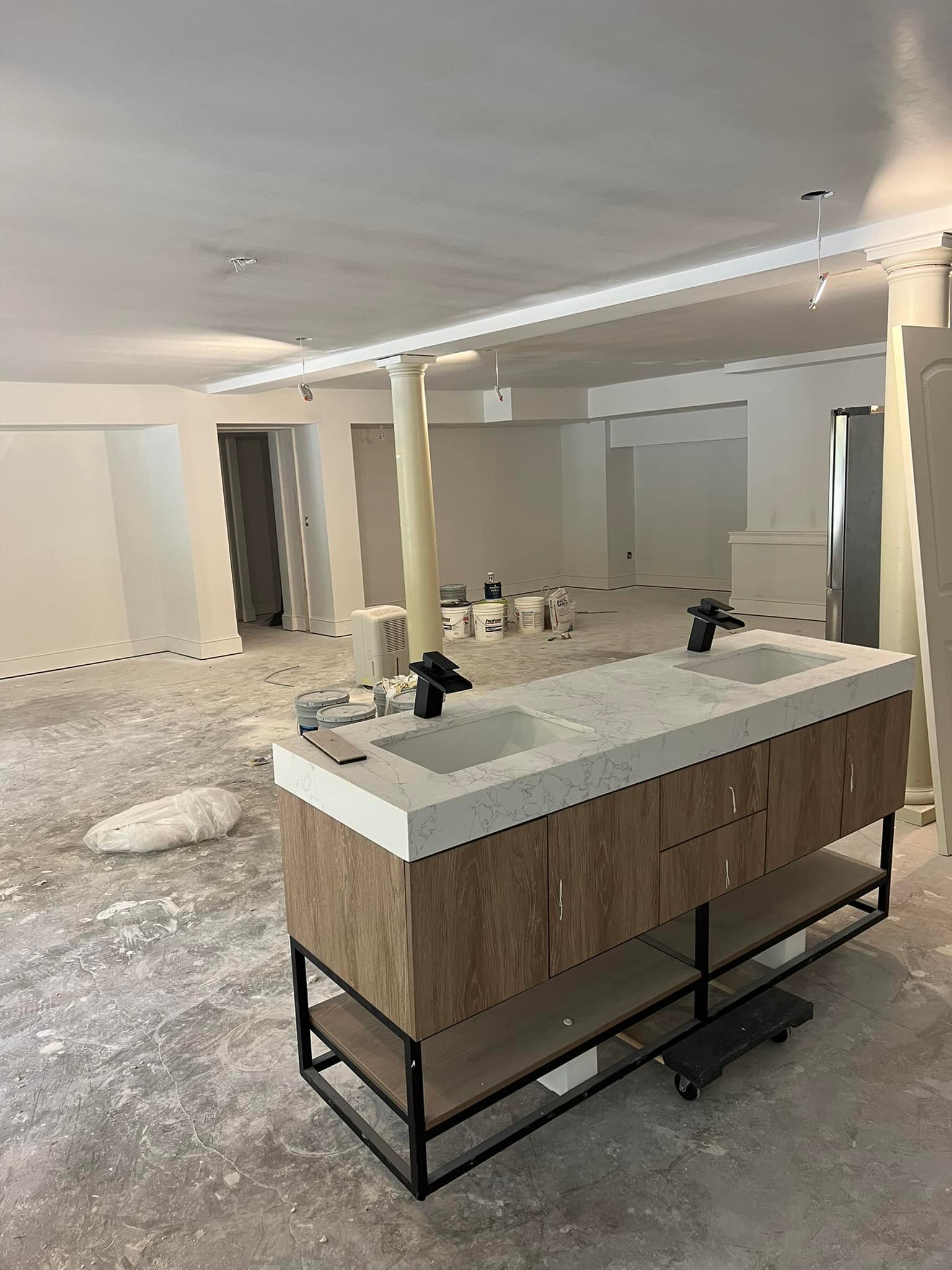 Taping mudding sanding photo 2