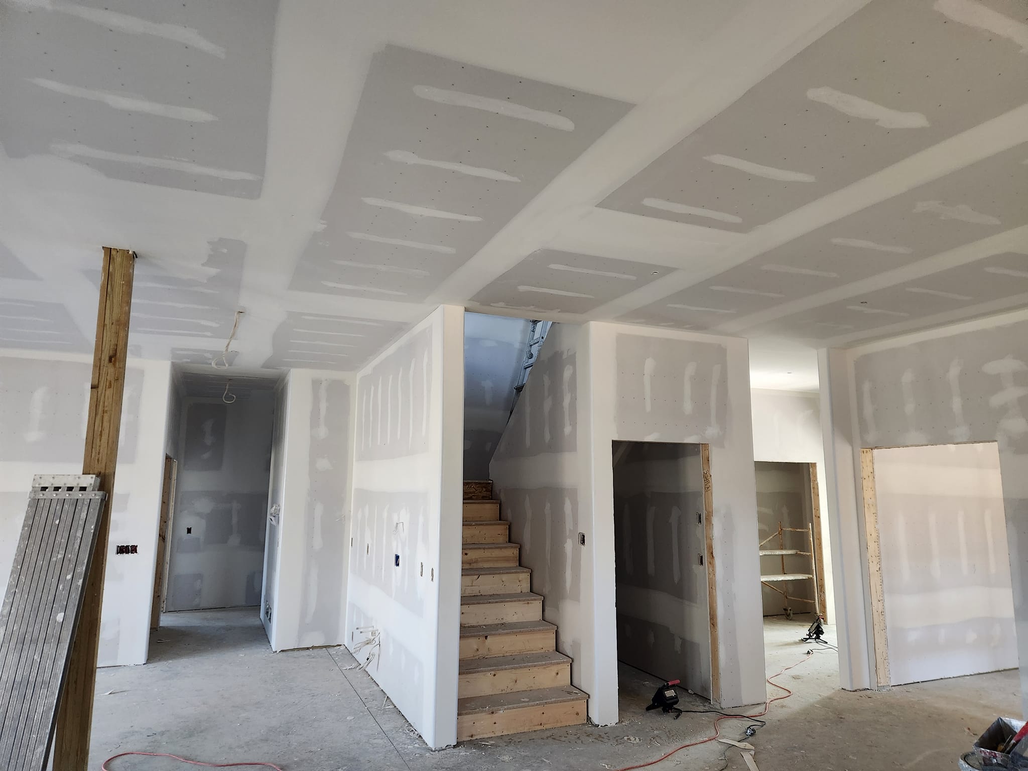 Taping mudding sanding photo 3