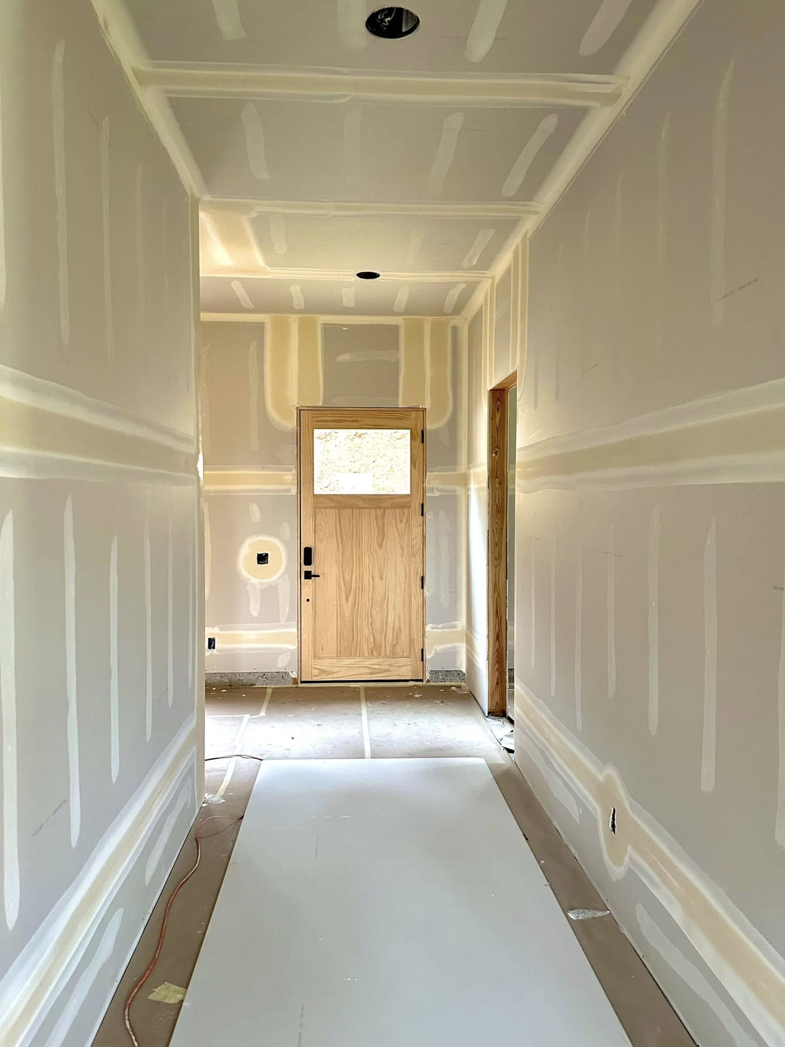 Taping mudding sanding photo 4